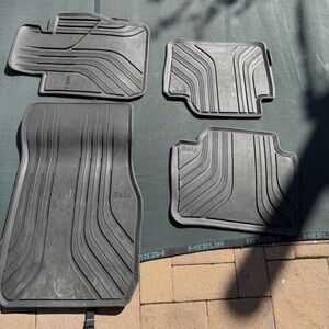OEM BMW black Car RUBBER Floor Mats